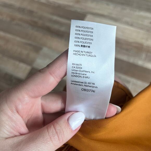 Free People Gold Mini Skirt Size 6 - Picture 5 of 5